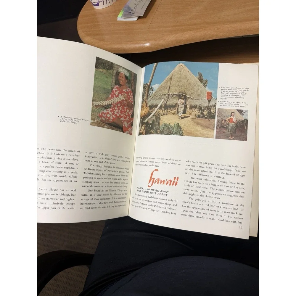 Vintage 1969 Polynesian Cultural Center information book, 'Polynesia in a‎ day'